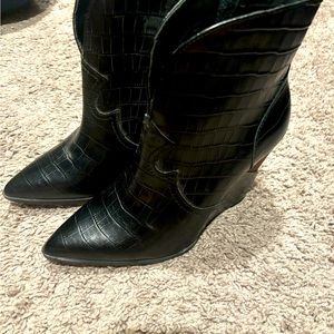 Like new Jessica Simpson boots